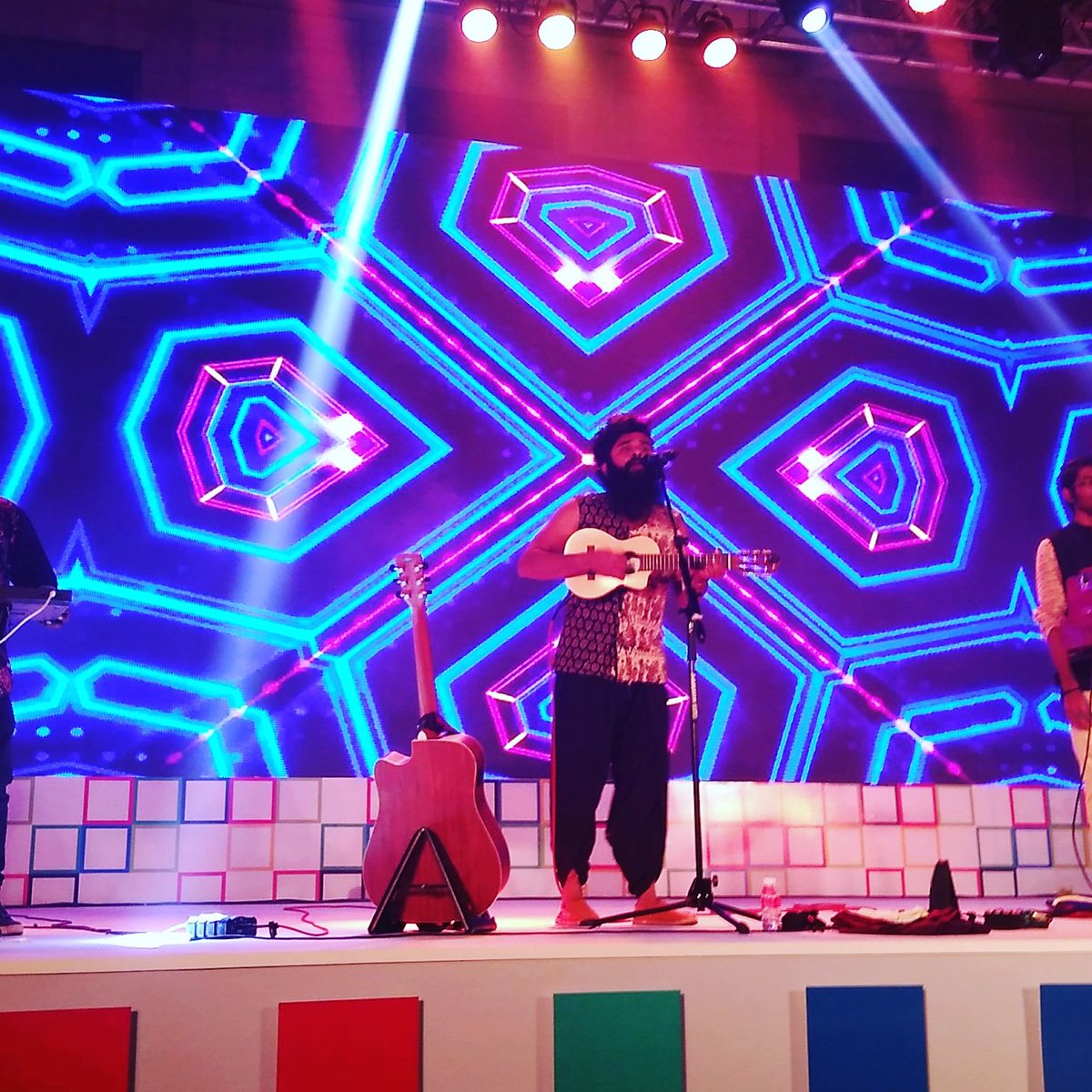 EvenFlowOnCue's tweet image. Vasu Dixit performing at the India Inclusion Summit #iis2017 #inclusiveindia #evenflow #eventplanner