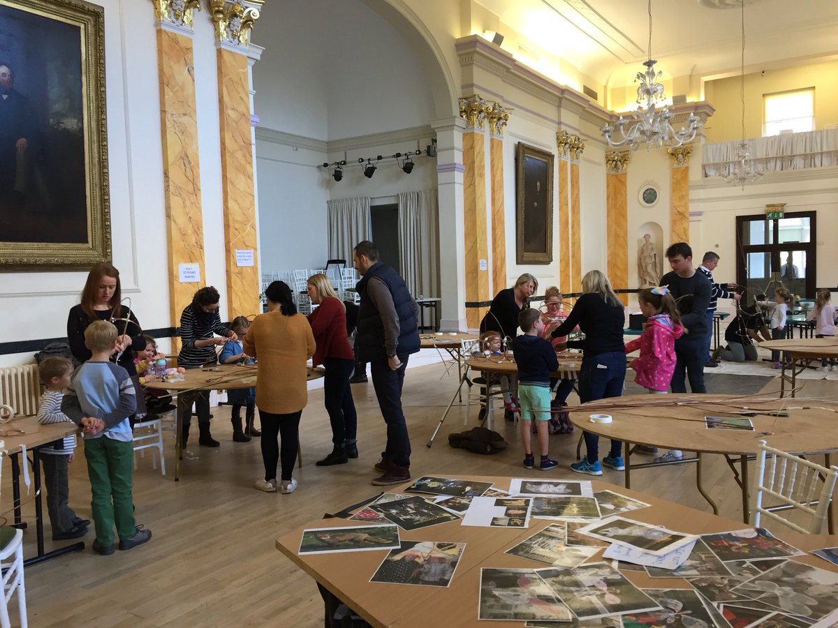 LoveLeamington's tweet photo. A #LanternWorkshop is once again happening today at the Pump Rooms! Thanks to our volunteers as always! Pop in to make one. Last entry 2pm. #LeamLanternParade #LoveLeam @EventsRLS https://t.co/gJSI8zwAOg