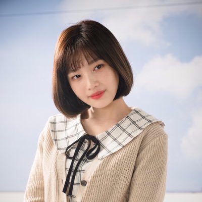 actkrystal's tweet photo. @Vaporgency Hello I'm Joy, 96 L, lead rapper & vocal from Red Velvet Mind to verif me? #Vaporgency https://t.co/ljf0Ap13et