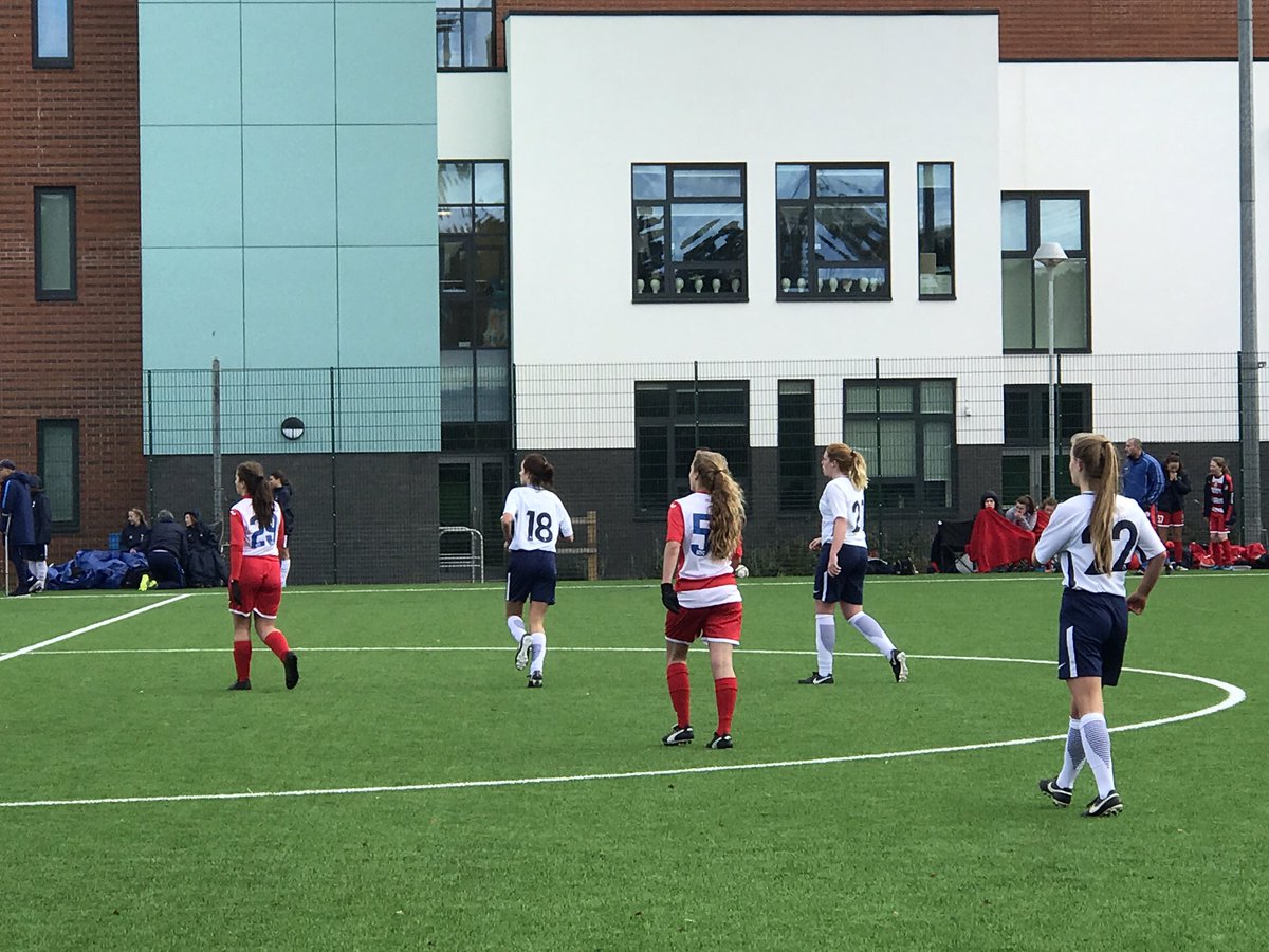 goffspedept's tweet photo. Sunday Mornings watching Mickie P playing for @ThlfcOfficial Spurs Ladies U18's vs Harlow #GCSEstudent ⚽️ #number21 https://t.co/qr0sJwJcvx