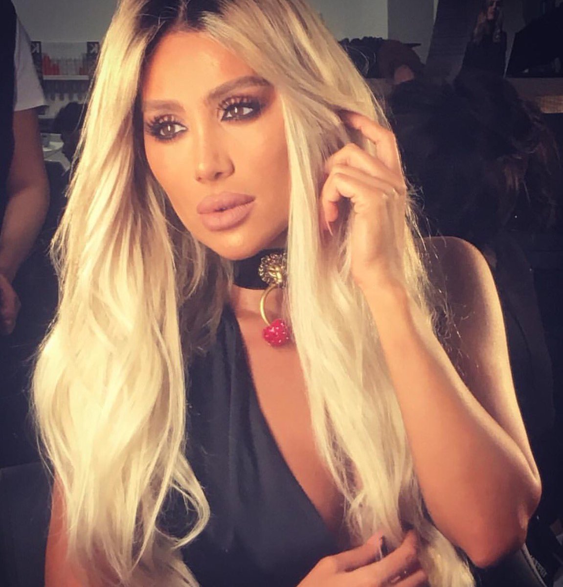 CindyMohsen's tweet photo. Keep calm .. it's our queen's bday 😍😍❤️❤️ @mayadiab #HappyBirthdayMayaDiab https://t.co/abdpKXq8gd