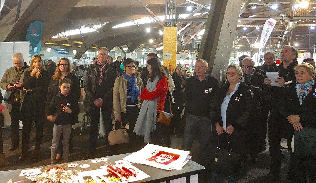 departement86's tweet photo. #JOGeoffroy & #BPrincay rappellent l'engagement du #Département : dévpt des #CircuitsCourts #Agrilocal86 & valorisation des produits #Poitou https://t.co/kFJd27HoYr