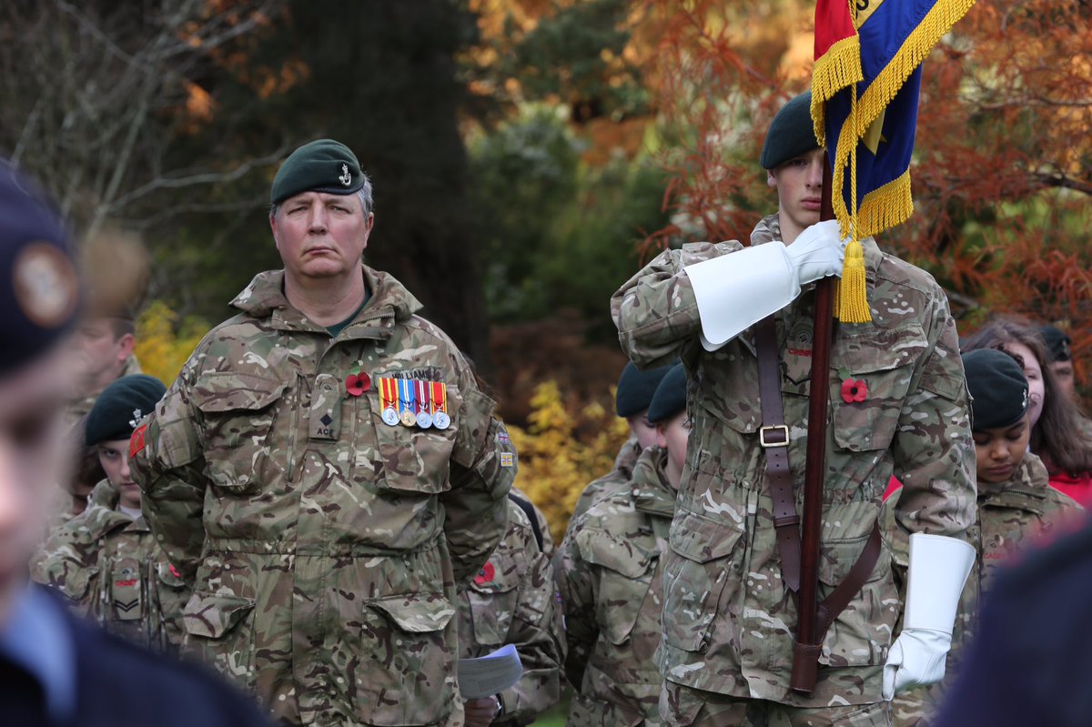 RichardCrease's tweet photo. Bournemouth falls silent on Remembrance Sunday @Bournemouthecho #wewillremeberthem https://t.co/8LxvfZh1tP