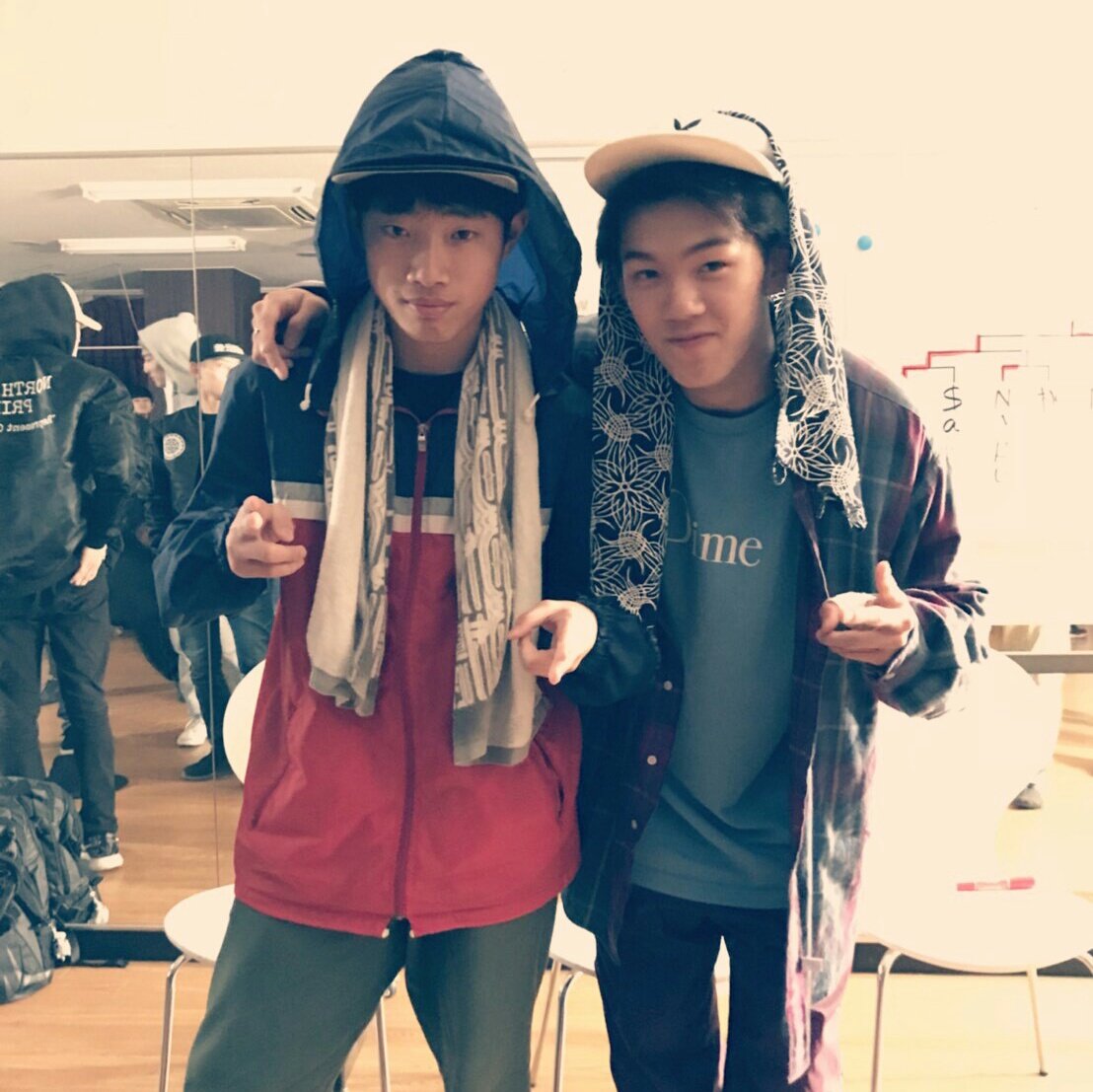 ten_712's tweet photo. Ws＆Battleだった〜！💥💥結果はダメだったけど、いい踊りできたし、たくさんのこと聞けたしいい経験！こんな経験をさせてくれた親、よしきくん、しずくちゃんに感謝です。🙇

Momoちゃんホーネットくんおめでとうございます！

IKKIくん二日間ありがとうございました！ https://t.co/YxhfJ65tft