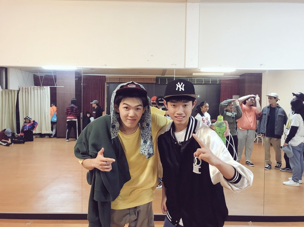 ten_712's tweet photo. Ws＆Battleだった〜！💥💥結果はダメだったけど、いい踊りできたし、たくさんのこと聞けたしいい経験！こんな経験をさせてくれた親、よしきくん、しずくちゃんに感謝です。🙇

Momoちゃんホーネットくんおめでとうございます！

IKKIくん二日間ありがとうございました！ https://t.co/YxhfJ65tft