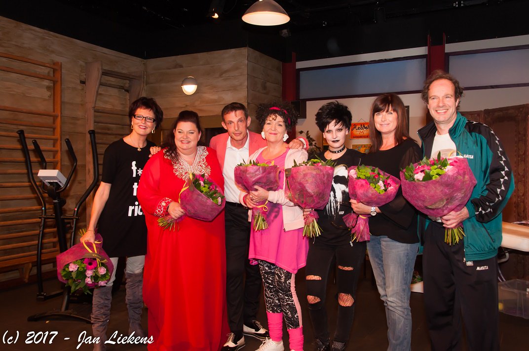 Theaterreview: Wachten op Gateaux (EWT)  goo.gl/7XSLBZ #EWTtoneelgezelschap <a href="/Fdk4u/">Frank De Kaey</a>  info en tickets ewt.be/producties.php