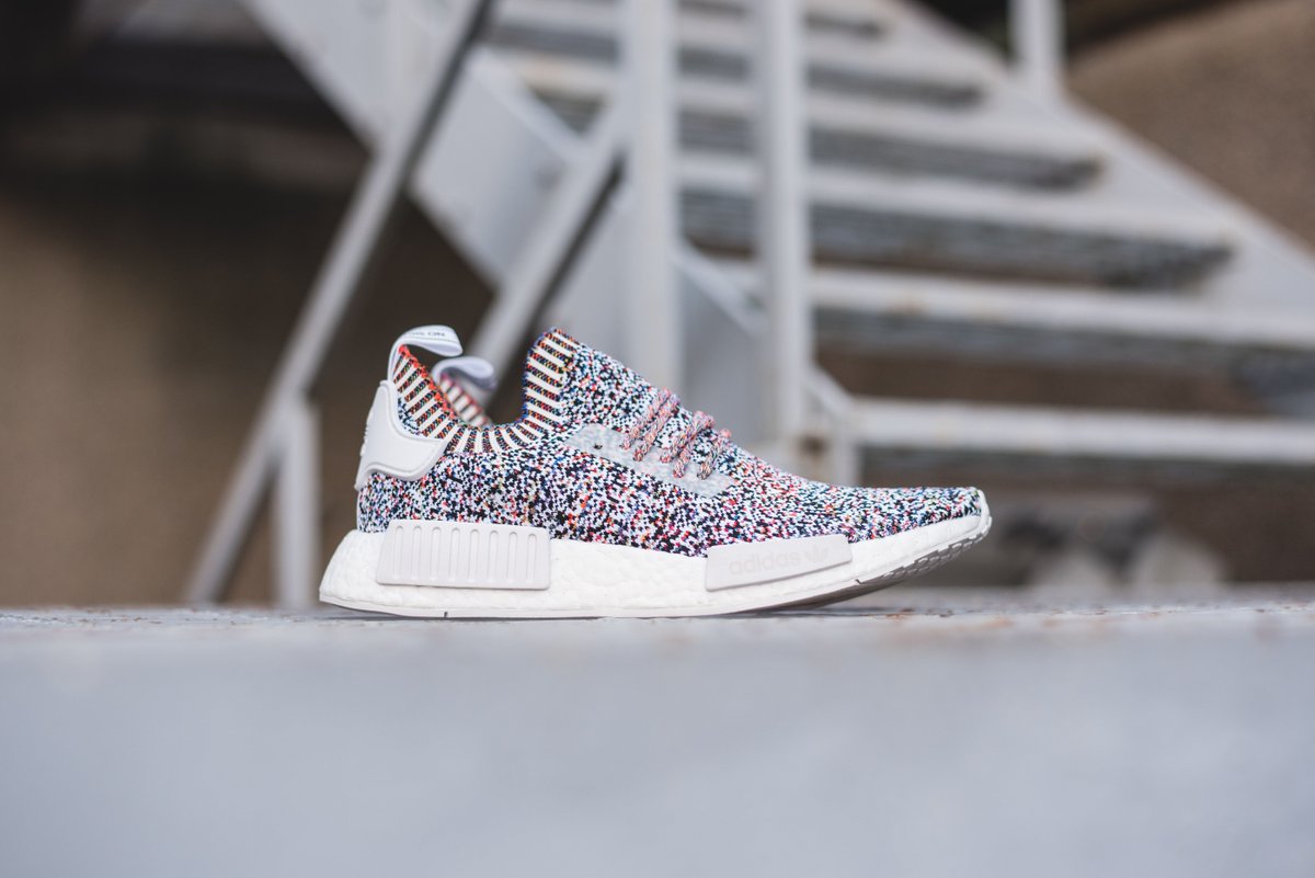 hanonshop's tweet photo. adidas NMD_R1 PK is available to buy ONLINE now!
#hanon #adidas #nmdr1pk
https://t.co/w7XgIfHgQs https://t.co/6PW5tSF7oN