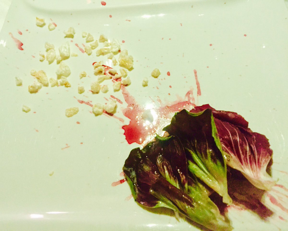 e_serraiotto's tweet photo. #streetfood sul piatto:
salsiccia cotta nel vin brûlé , radicchio macerato in senape e ciccioli di lardo ... ... #Gostilna Pri Lojzetu #castle #zemono #Slovenia https://t.co/LMIJYm6Kv0