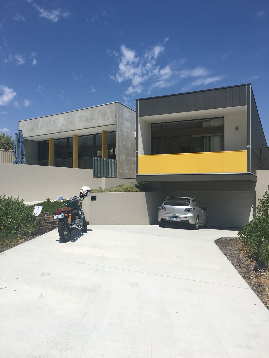 StudioNiz's tweet photo. Amazing wknd @OpenHousePerth showcasing works by great #pertharchitects house by Klopper Davis #interiordesign #OHP2017 #yellow #concrete https://t.co/Ttlepfm480