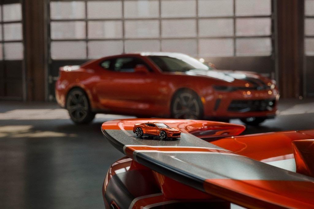 lifersblog's tweet photo. CHEVROLET CAMARO HOT WHEELS EDITION #chevrolet #chevroletcamaro #camaro #hotwheelsedition #lifersblog #carblog #like4like #thecarlover #c… https://t.co/3rEUtiQhey