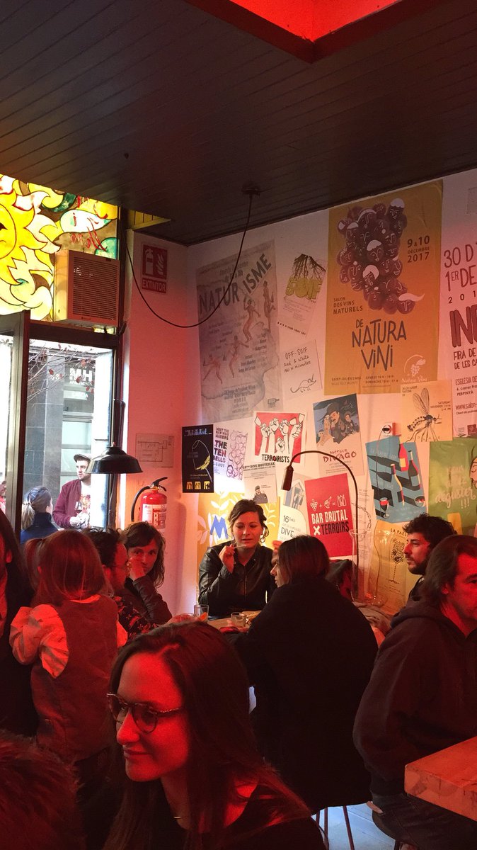 boqueria_taller's tweet photo. Avui s’inagura @BarSalvatge anima’t! Bar de vins naturals amb un ambient fantàstic🤘 #lafestival #moonwine #gracia #barcelona https://t.co/ZqghxVQ8PO