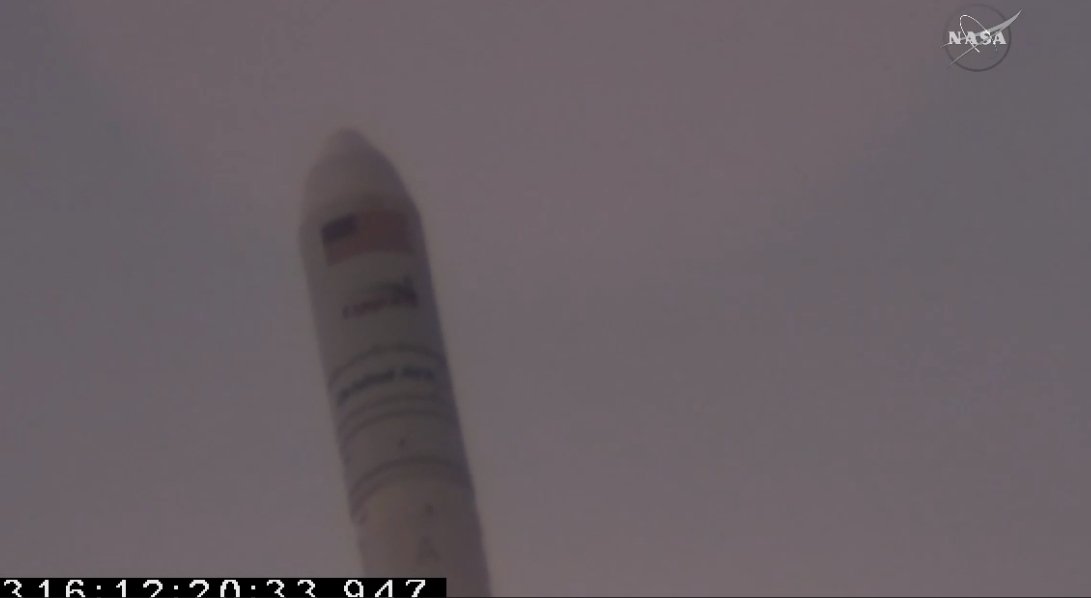 LAUNCH! Orbital ATK Antares rocket launches with the OA-8 Cygnus to the ISS - 

Follow Along Live: 
forum.nasaspaceflight.com/index.php?topi…