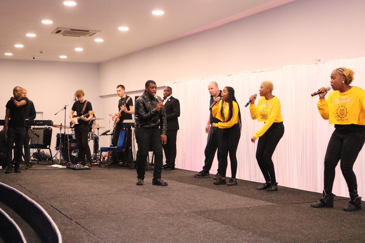 youngrepublics's tweet photo. TGNC London worship team ready to usher to the congregation into another level of worship#jointhegoodnewsrevolution https://t.co/gXlYV5XwJi