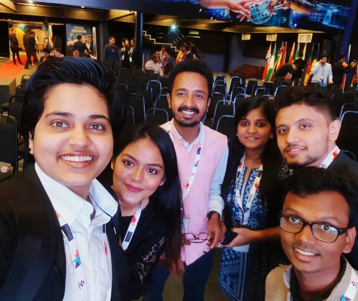 archanavjk's tweet photo. The Commonwealth Youth Summit 2017 was a real eye opener to me in many ways. From meeting royalty, up to discussing issues in countries I have never heard of, it was truly magical. 
Kudos to the organising committee for a truly great conference. 😊😉 #CYS2017 #newfriends https://t.co/v7OUmMy6S4