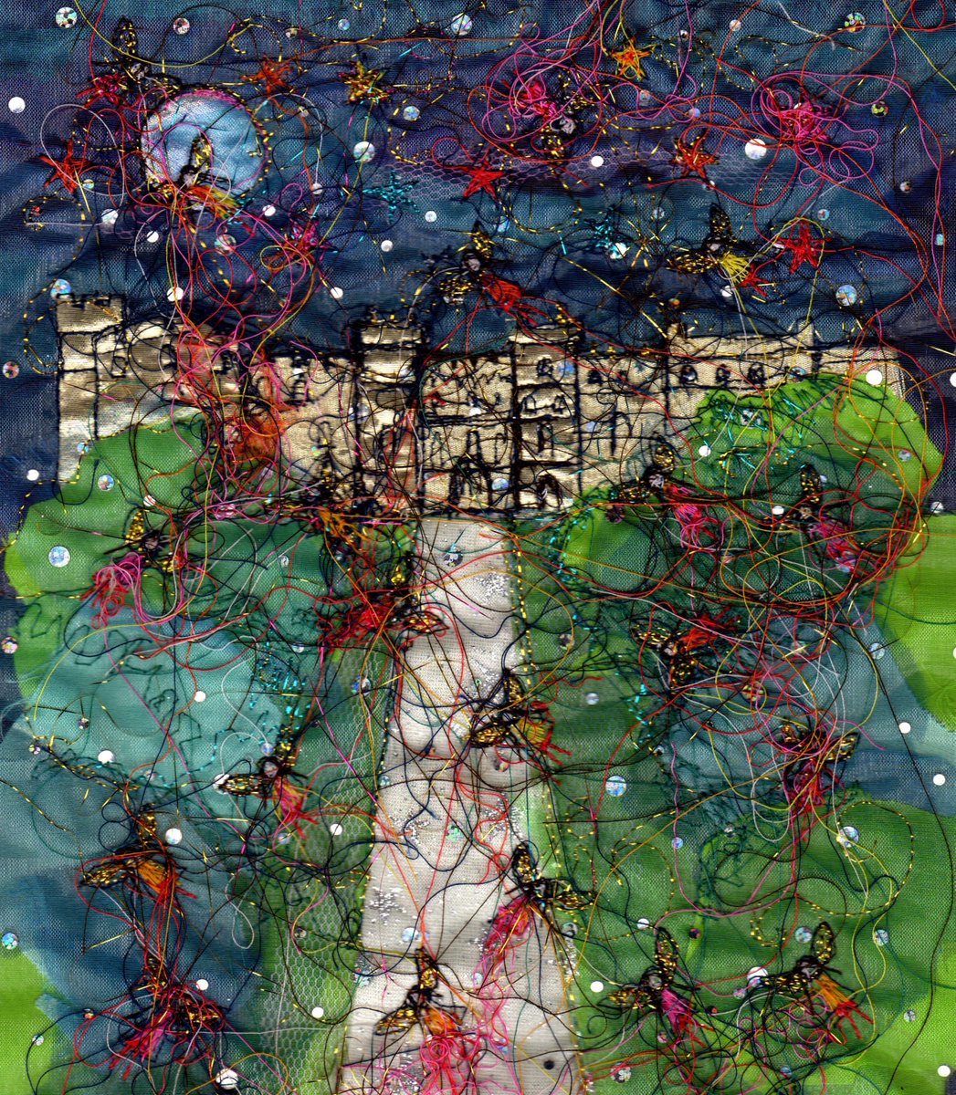 Very pleased that our Artist, Heidi Rhodes 
( heidirhodestextiles.com )   has donated Her 'Windsor Castle' picture and this has been sold by <a href="/contempartfairs/">ContemporaryArtFairs</a> (contemporaryartfairs.co.uk/windsor)  with all proceeds going to The Prince's Trust Charity @PrincesTrust.  princes-trust.org.uk