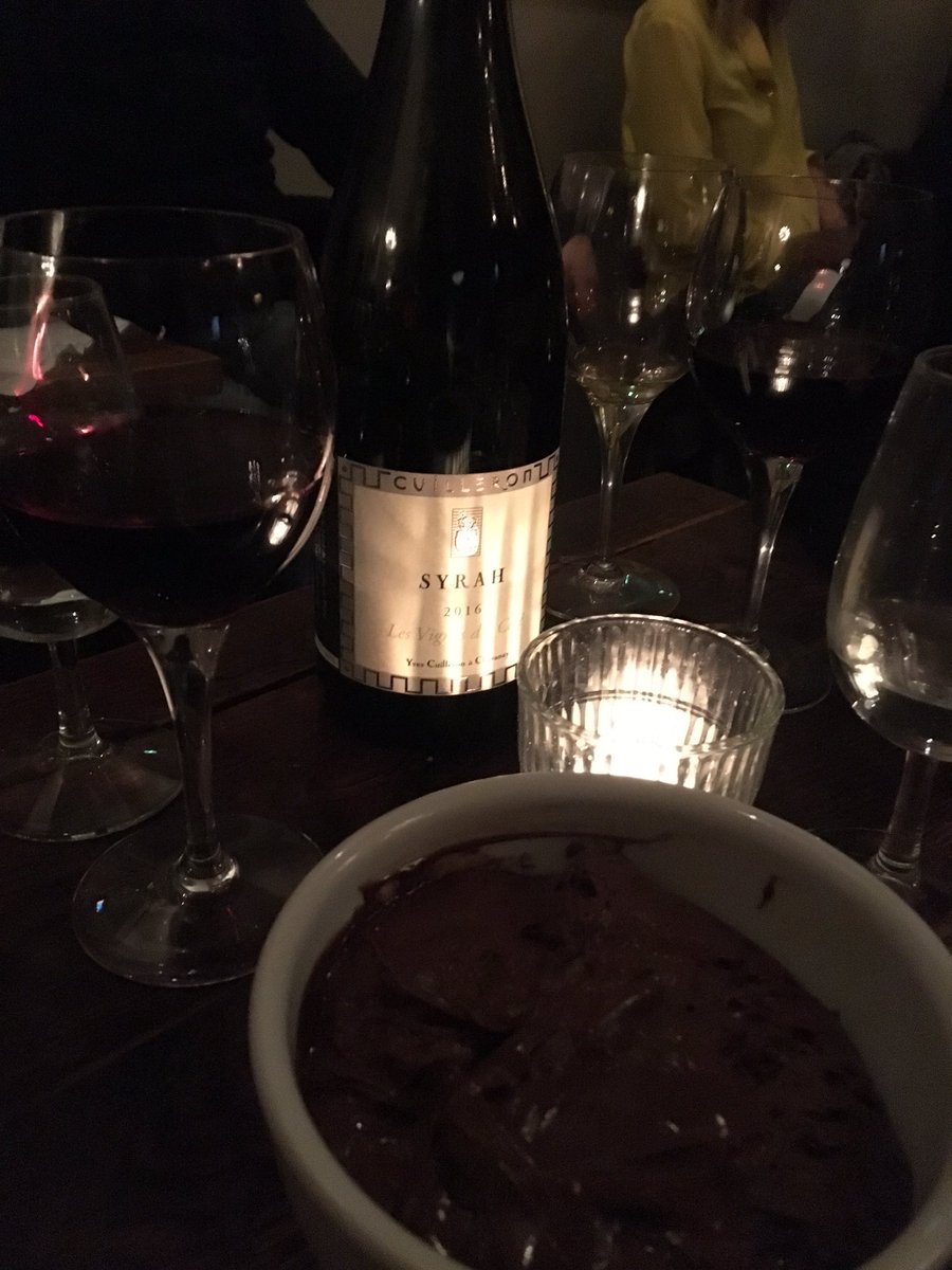 KathrynAndersen's tweet photo. A French bistro at its best in the 7th Cinq Mars - including the "pay for what you drink" bottle of Yves Cuilleron syrah &amp; choc mouse https://t.co/5Sf5PwMycs