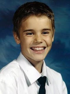 WBougataia's tweet photo. @mtvema @justinbieber Si so cute 😇😘 https://t.co/PRBo73mRgr