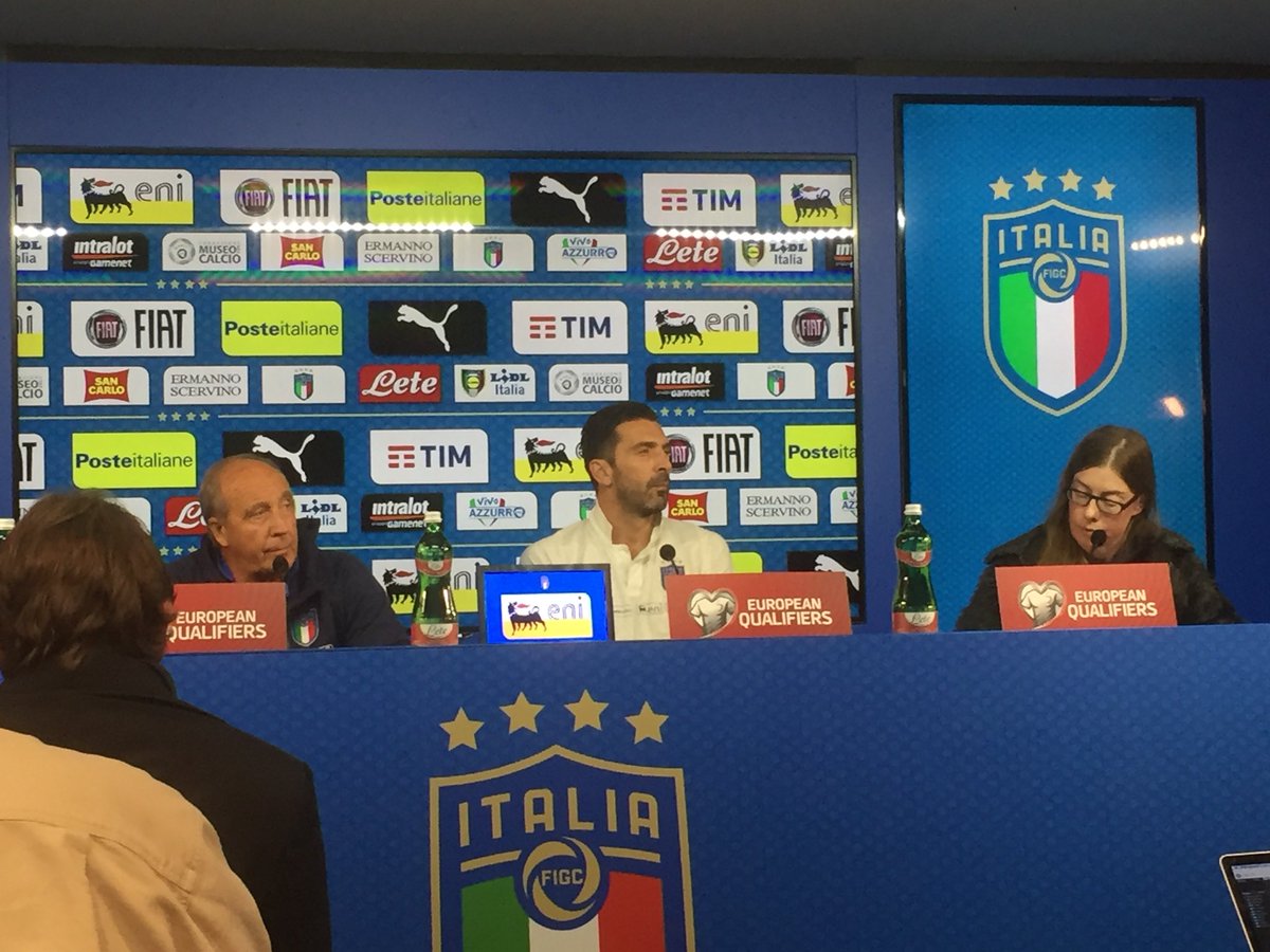 🎙 | #Buffon: "I'd like to see those who go to the stadium take off their club colours and only wear the Azzurro which brings us all together."

#ItalySweden