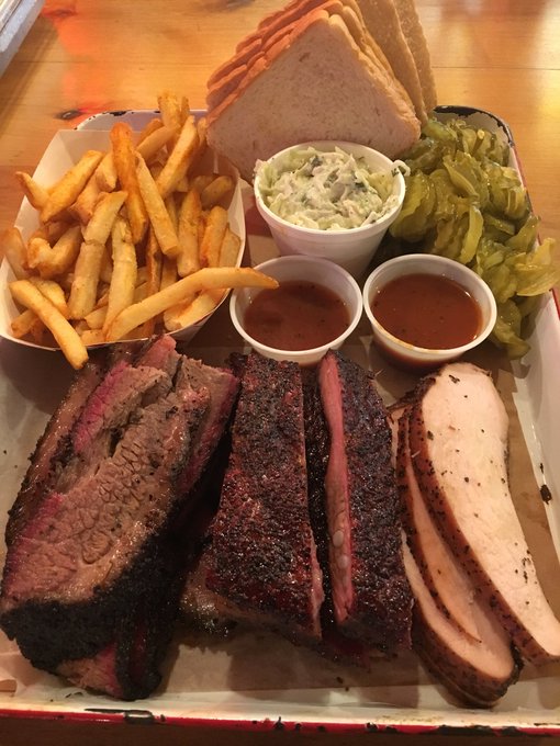 The Texas effect. Still thinkin&rsquo; &lsquo;bout dessert tho 🍰 https://t.co/MFrc3Mg2OQ