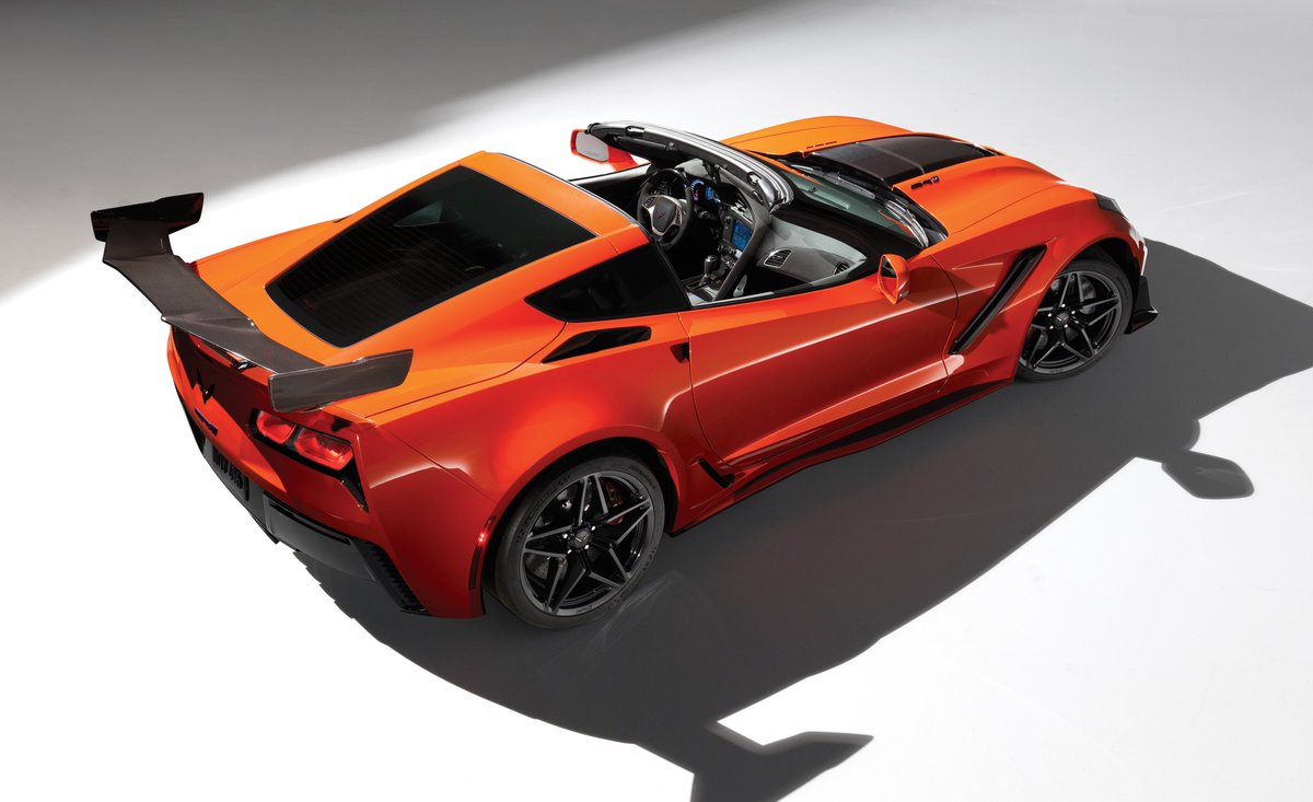 CARandDRIVER's tweet photo. All hail the 755-hp king of @Chevrolet Corvettes! https://t.co/COFnjGrIsI https://t.co/EULBcVIPeO