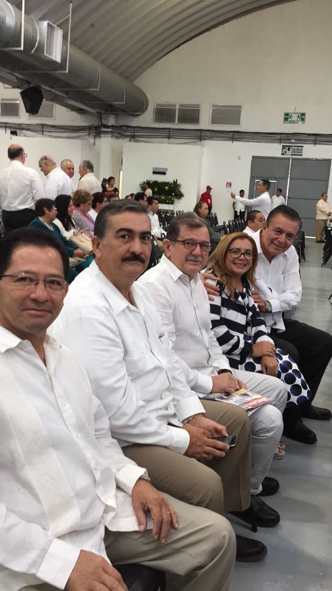 SoyUPCH's tweet photo. En espera del 5to. informe del Lic. Arturo Núñez Jiménez, gobernador de nuestro estado. https://t.co/zWohlEIxl2