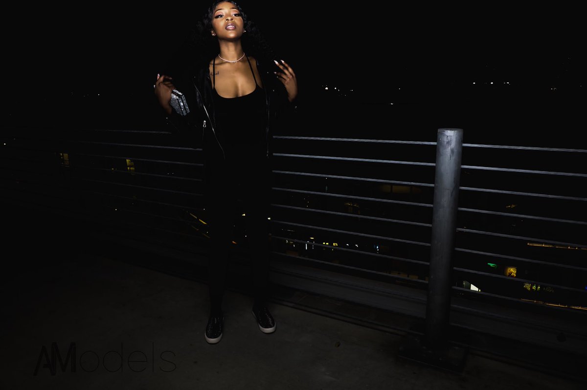 Atadoworld's tweet photo. #AModels @NoirCATT https://t.co/ei9tSAn9kR