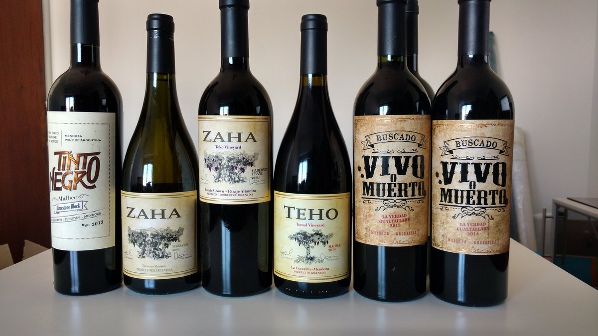 maxidamico's tweet photo. Cuando tenés predilección por un estilo de vinificación y tu cava se compone de @tintonegro #LimestoneBlock @BodegaTeho #Marsanne #CabernetFranc #Malbec y @VivooMuertoWine #LaVerdad 2013/2014 https://t.co/sXKQ7yzXfi