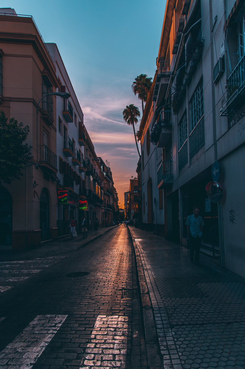 a 2 hour difference in Seville, Spain