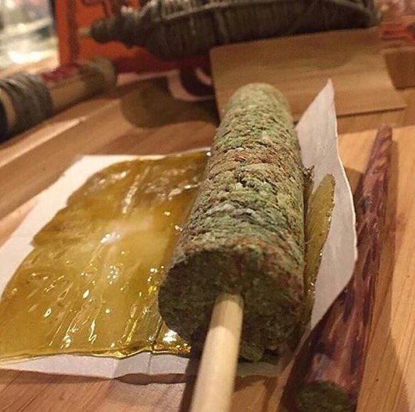 DrugedPosts's tweet photo. "Wyd after smoking this?" https://t.co/nNGtlDRS95