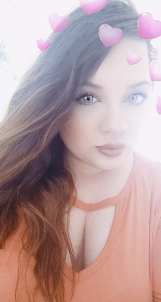 QueenFPS__'s tweet photo. Birthday girl : ) https://t.co/EXdYzdukdv