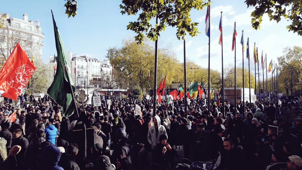 A4BAS's tweet photo. Yet another successful #ArbaeenUK Procession held in Central London, spreading the message of global peace and social justice. #HussainInspires #LestWeForget #BeInspired https://t.co/JeKuvxIqsa