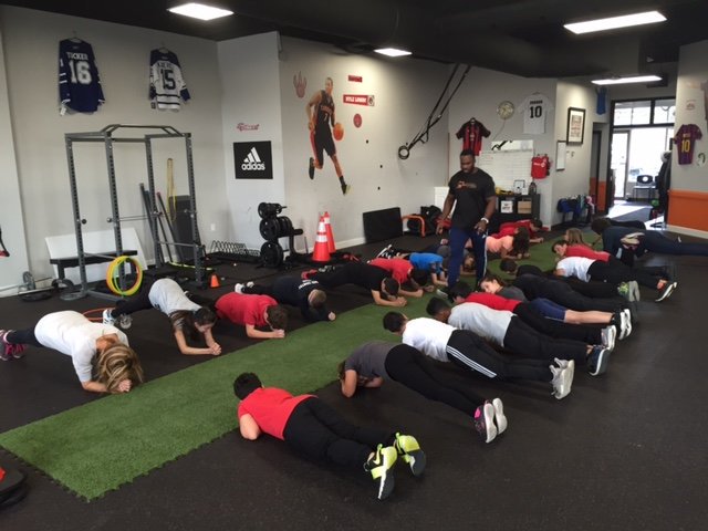 sra_ycdsb's tweet photo. Grade 6s and 7s partaking in the Youth Athletic Training Centre last week (cc: @YouthTrainingC) https://t.co/nV1FaxrHpZ