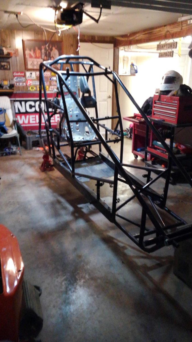 Anthony02979070's tweet photo. Can't wait to finish this thing and strap in at #pathvalleyspeedway with the #winglesssportsmans look out Steve Wilbur I'm going to carry that belt around at least once in 2018! https://t.co/WyPkTGWzIV