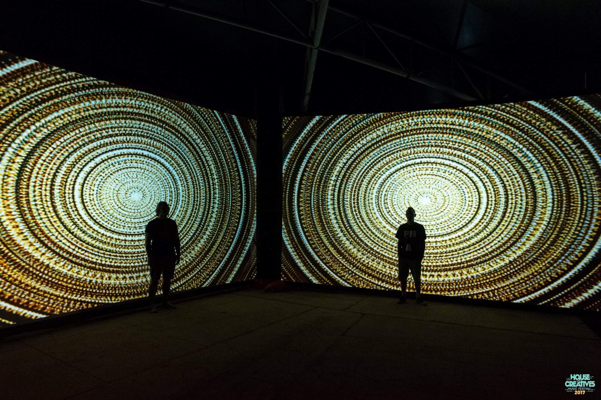 Night one of @hocfest in the books. Round two today. Doors open at 3PM at the beautiful <a href="/VirginiaKeyBeac/">Historic Va.Key Beach Park</a> #HocFest #HouseOfCreatives #MishuLive