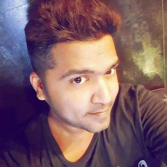 maddyRamde's tweet photo. #NewProfilePic 
Of Thala str https://t.co/NDq4YxmvNA