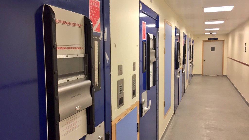 LambethMPS's tweet photo. Must have been something in the water last night? 19 arrests across the shift for all kinds of offences. Keeping #Lambeth safe! #ResponseB https://t.co/0ie1cvf0vx