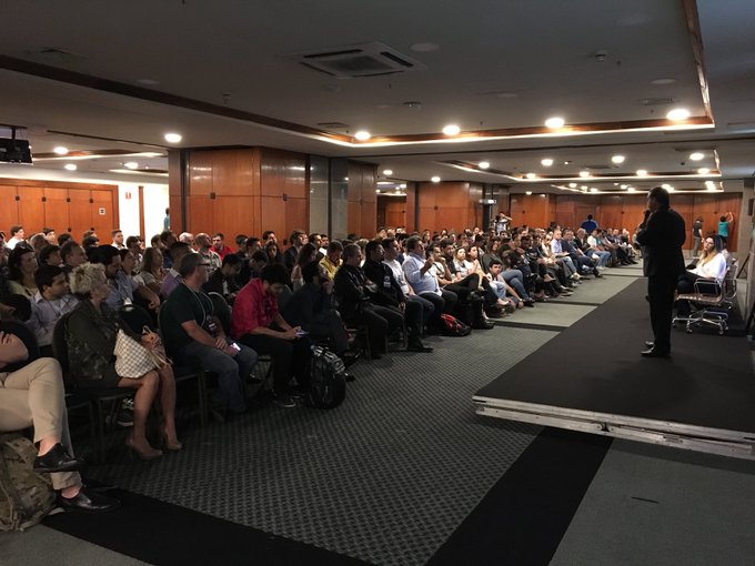 View image on Twitter