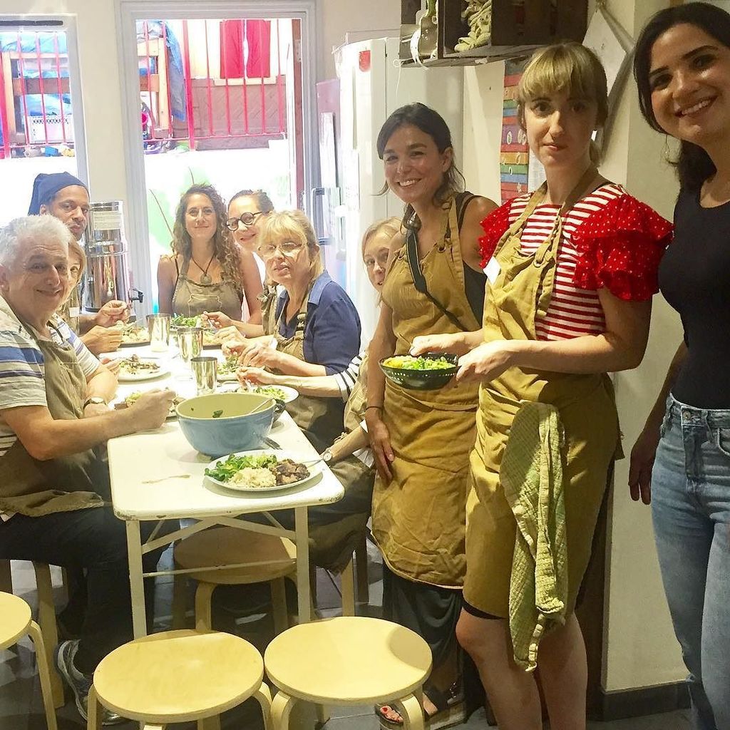 cariocakitchen's tweet photo. Some months back I had the pleasure to volunteer at Made in Hackney, a brilliant charity offers courses on plant-b… https://t.co/IBZAyvrazg https://t.co/Zlzt3yL0ac