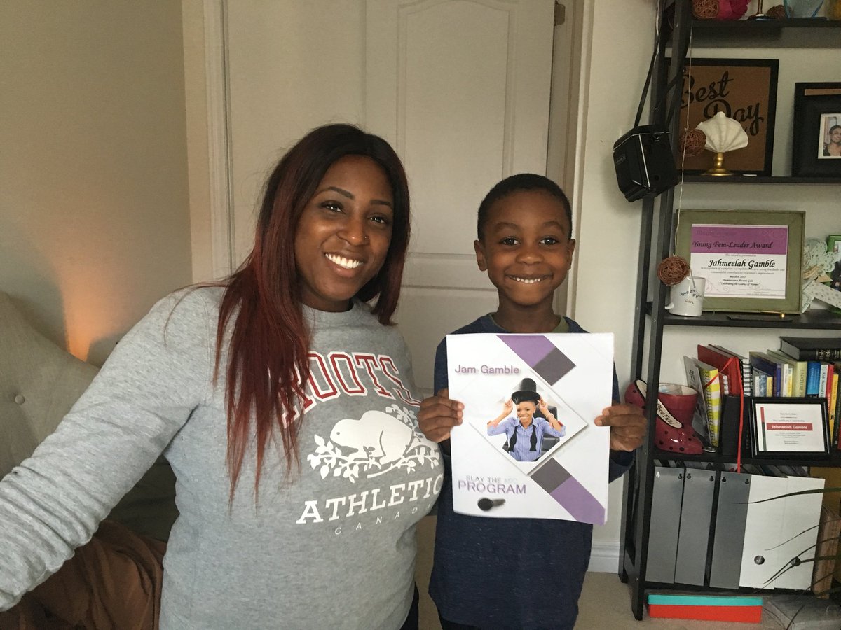 Iamjamgamble's tweet photo. Looks like I have a junior #MicSlayer in the making!

Congrats to his aunt, Rafiat, for finishing the #SlayTheMicProgram!

🎤 https://t.co/4mylzC06Oh