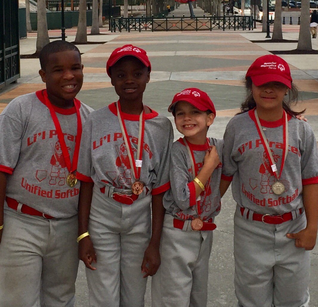 sobrevardcounty's tweet photo. Our Brevard Falcons took home Gold and Palm Bay Elementary’s Lil’ Pirates were medalists at the Fall Classic! #LiveUnifiedPlayUnified https://t.co/uoZoS1qMQD