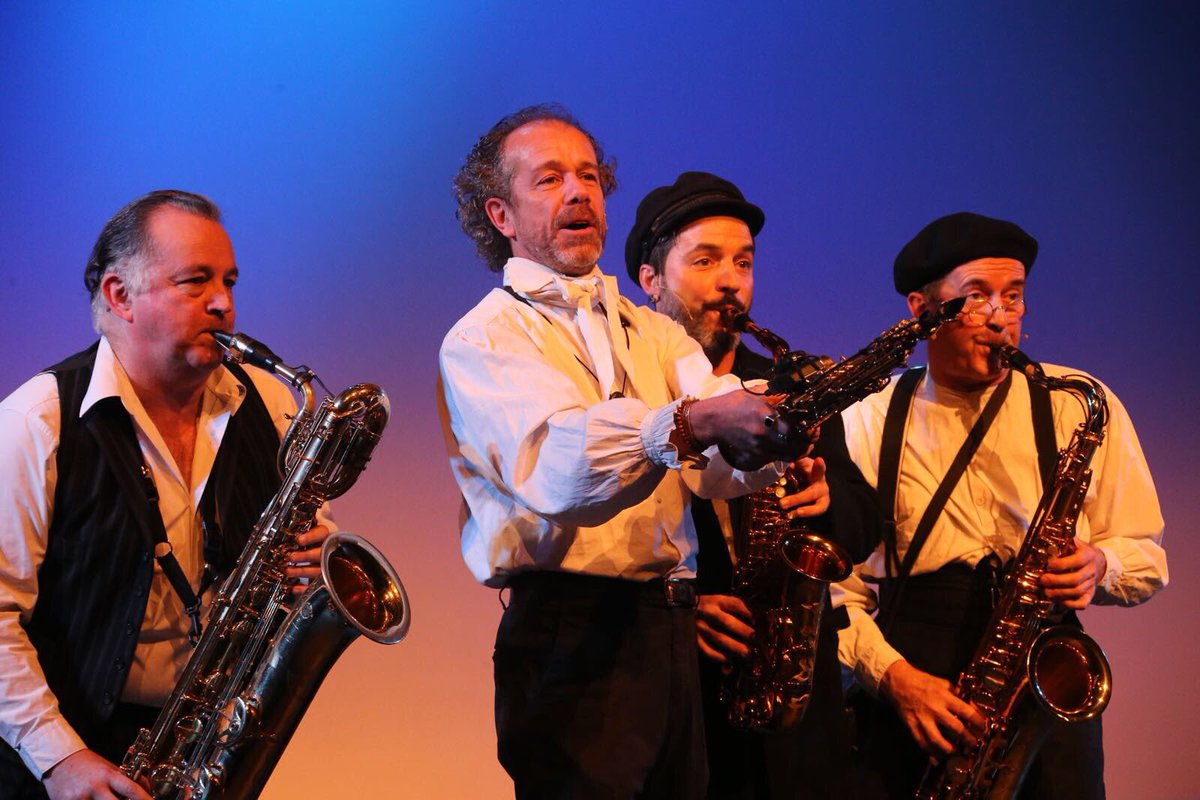 #CPasClassique <a href="/lesdesaxes/">Les déSAXés</a> sont aussi en piste pour un voyage au gré des vents du jazz, du reggae, du #classique, de la #chanson française...