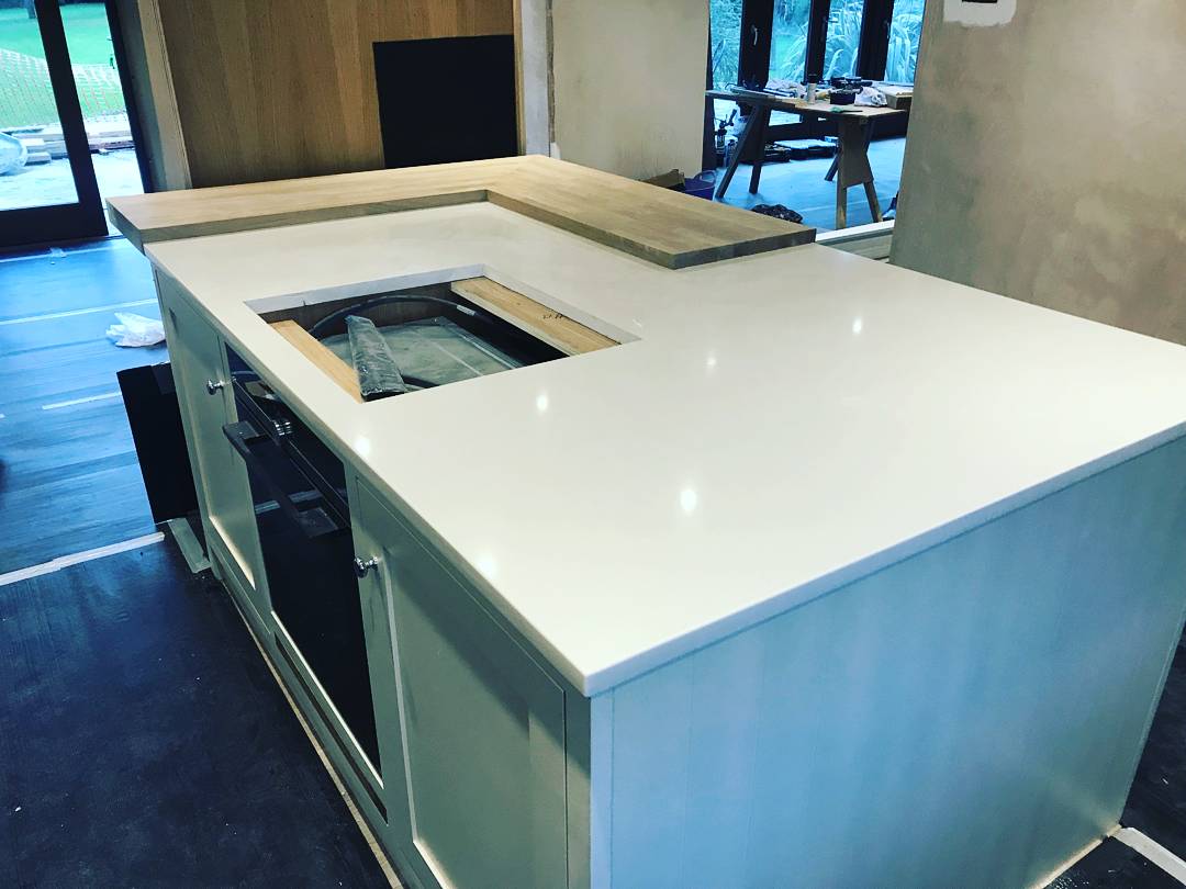 #Quartzworktops by our team for #Distinctivewoodwork stone supplied by <a href="/QuartzformsUK/">Quartzforms UK</a> #southeastengland #interiors #design #cloudybeige #hampshire #quartz #worktops #kitchen