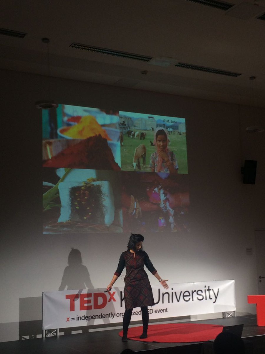 TEDxKielUni's tweet photo. Mahasweta Saha has done her PhD at Geomar Kiel. After her studies, she followed her husband to Great Britian. Quite recently, she gained a new job at Geomar. The travels between home and work really put her resilience to the test.
#coloryourmind
#tedxkieluniversity
#tedxkieluni https://t.co/GmJr0H3bQY