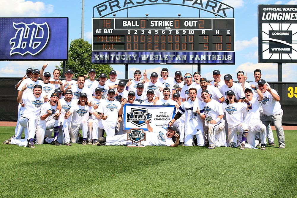 Mark your calendars Panther fans! On Dec. 2nd, your reigning #G_MAC champs <a href="/kwc_baseball/">KWC Baseball</a> will receive their championship rings!
#ThisIsKWC