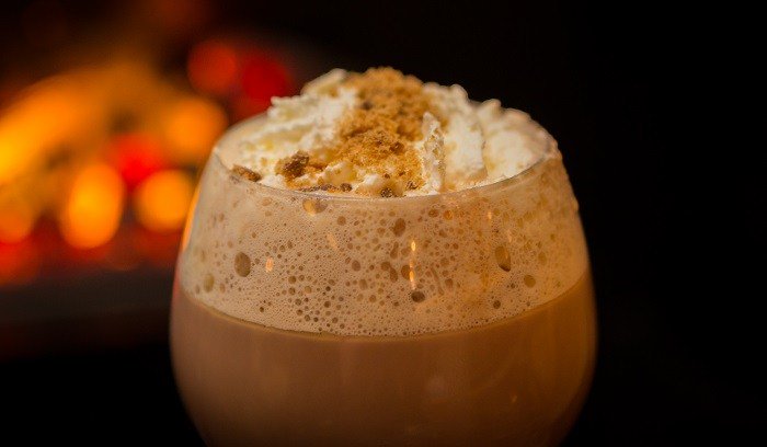GabyGuedezH's tweet photo. Brace yourselves, winter warmer cocktails are coming... Here's the ultimate roundup of seasonal drinks you need to try in Ireland https://t.co/RkbjxNkTc2 https://t.co/pwP0szGtMY