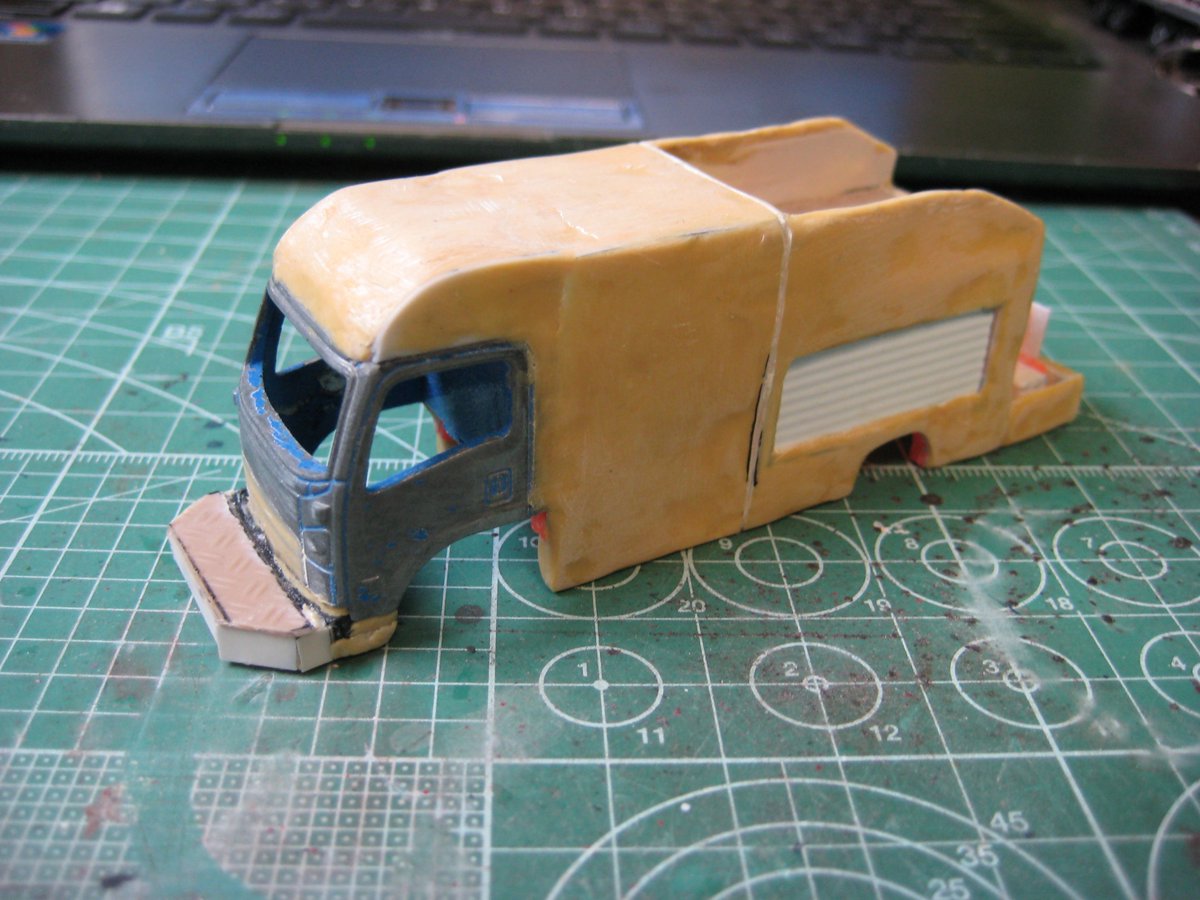 今日の製作活動はココまで!! いすゞフォワードバス型救助工作車・三菱