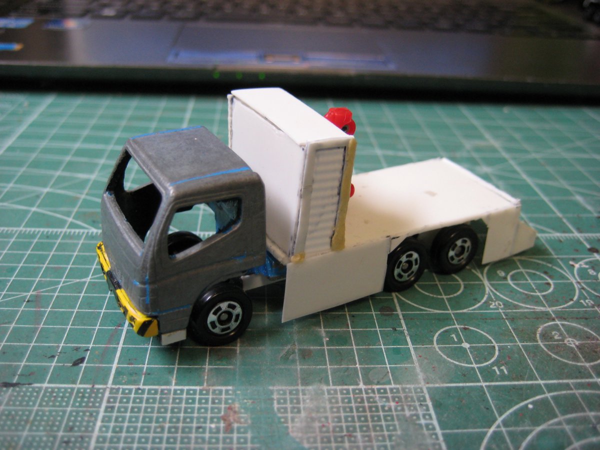 今日の製作活動はココまで!! いすゞフォワードバス型救助工作車・三菱
