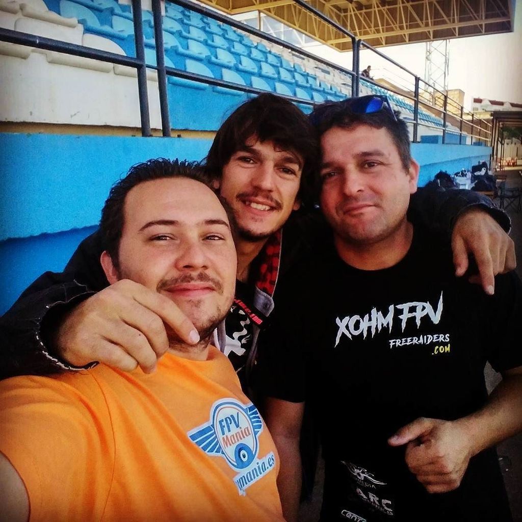 Owl_FPV's tweet photo. Con 2 cracks... Espero veros en otra... https://t.co/UmTN8yO9OF https://t.co/TQSN0h44jX