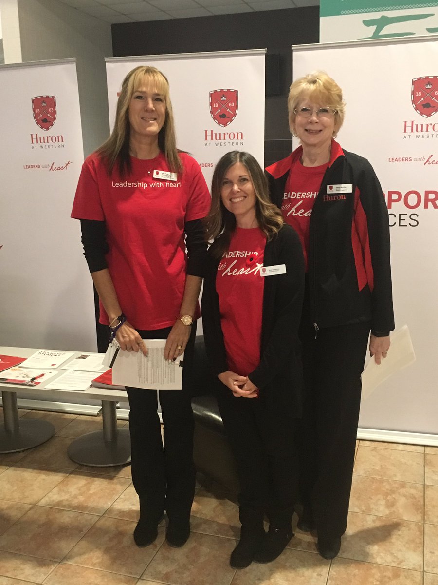 huronuni's tweet photo. All smiles from our staff at the Fall Open House #HuronOH #ldnont https://t.co/ByZVVBhMuW