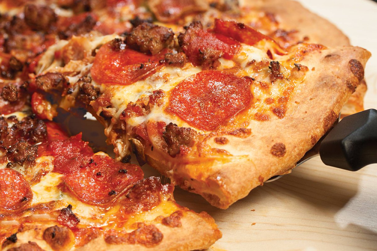 Mios_Pizza's tweet photo. Today is National Pizza with the Works Day!

Sooooo... Chef Special, anyone?

#MiosPizza #ChefSpecial https://t.co/86vsTC1xvJ